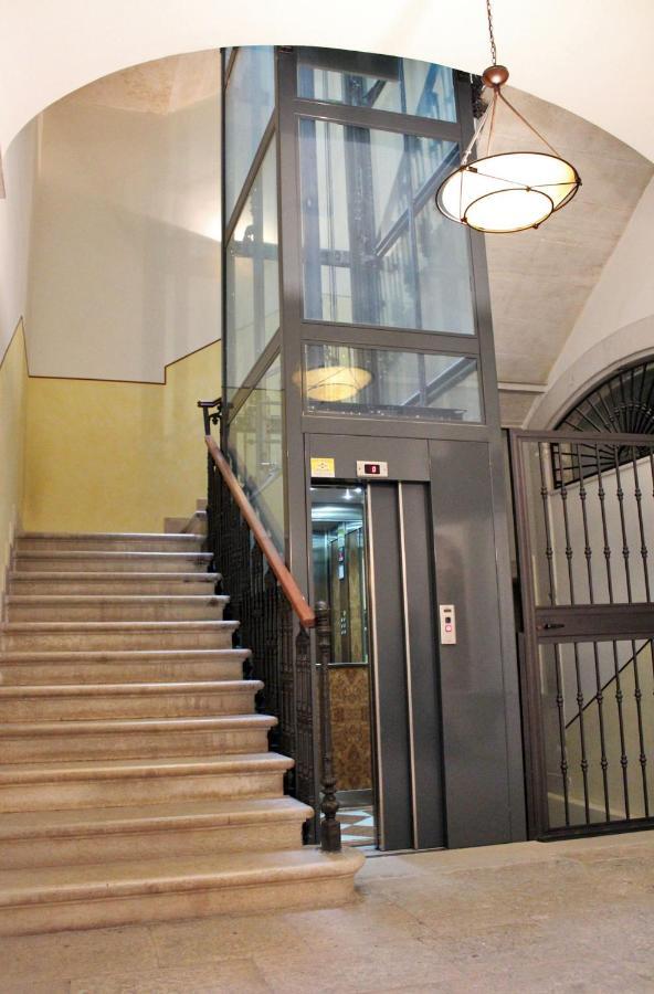 Bed and Breakfast Dimora De Brado Trani Exterior foto