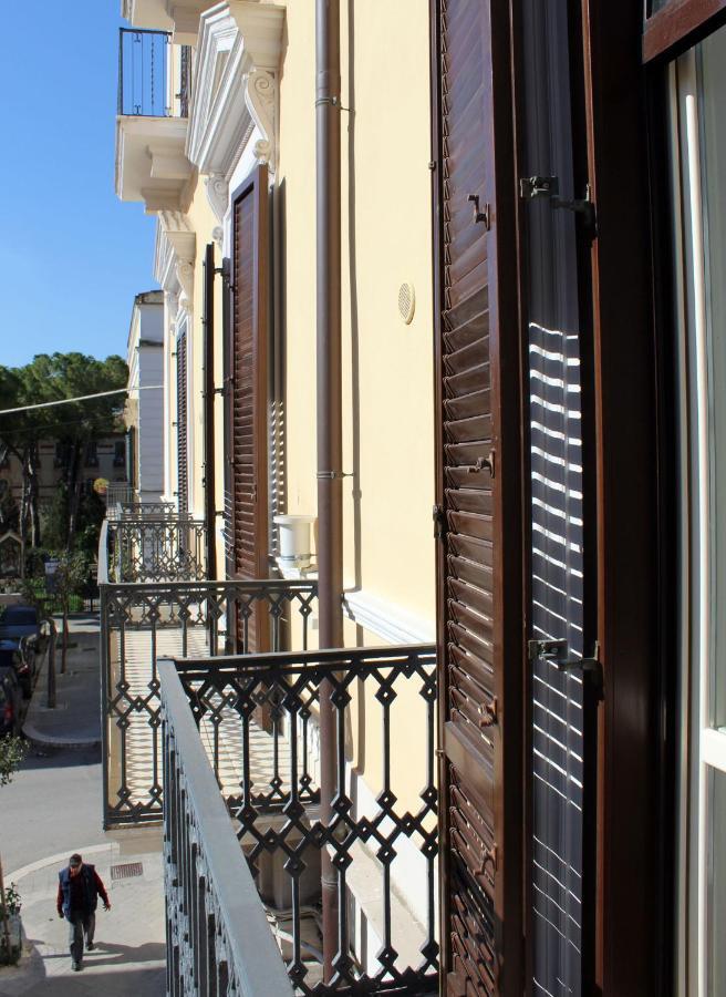 Bed and Breakfast Dimora De Brado Trani Exterior foto