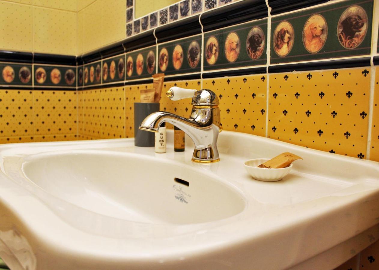 Bed and Breakfast Dimora De Brado Trani Exterior foto