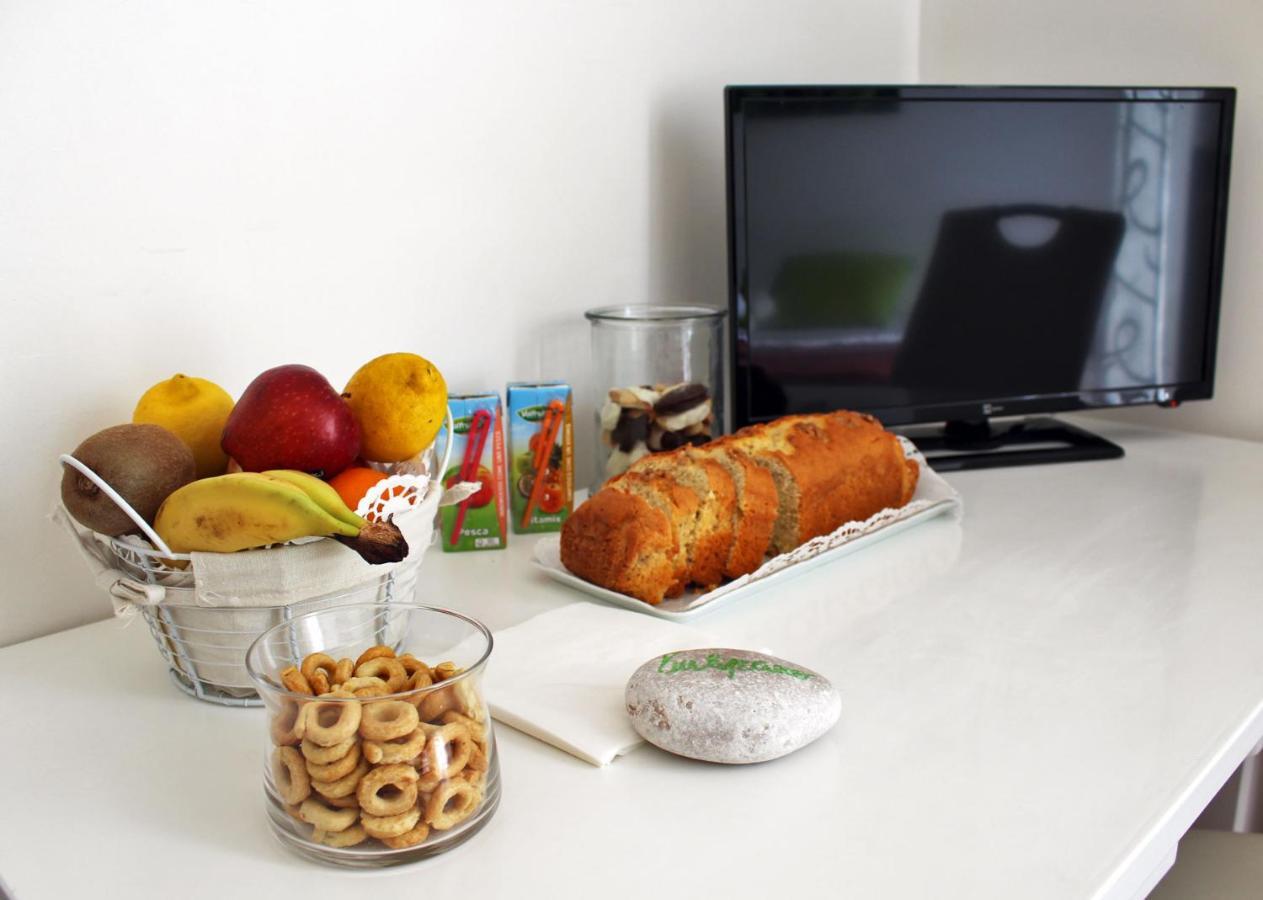 Bed and Breakfast Dimora De Brado Trani Exterior foto