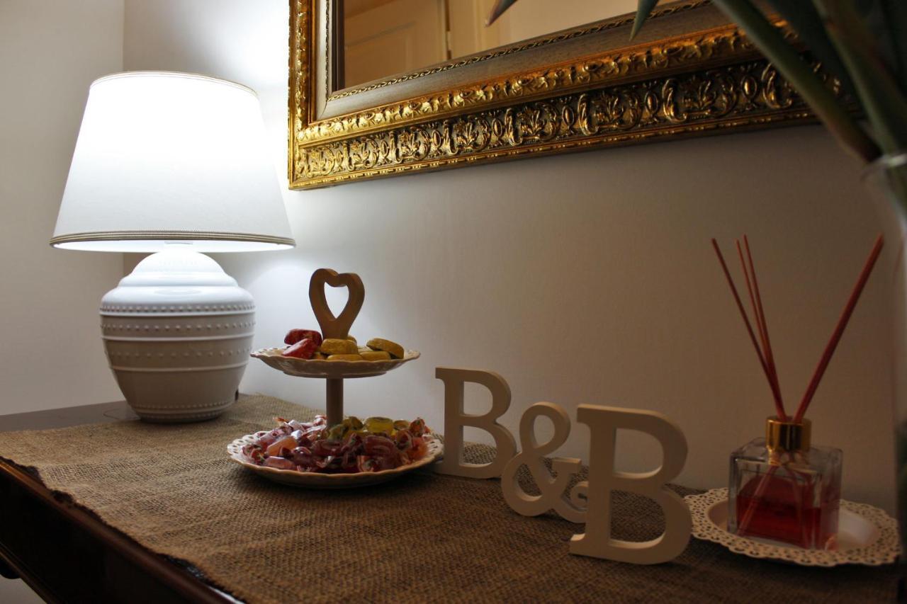 Bed and Breakfast Dimora De Brado Trani Exterior foto
